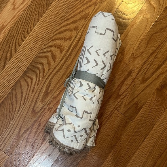 Anthropologie Shayla Curtain 50 x 96 One Panel NWT - Picture 10 of 13